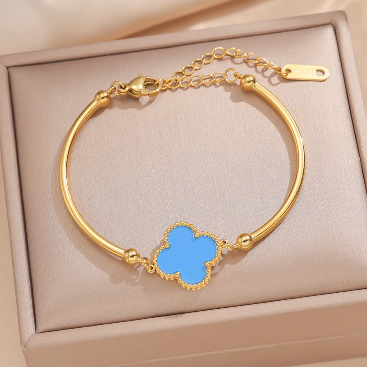 Clover Gold Bracelet