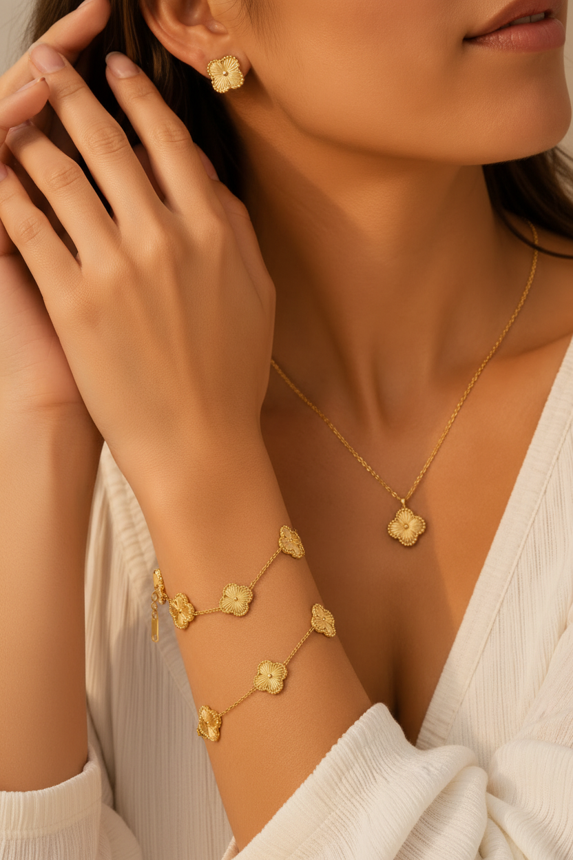 Gold Clover Set