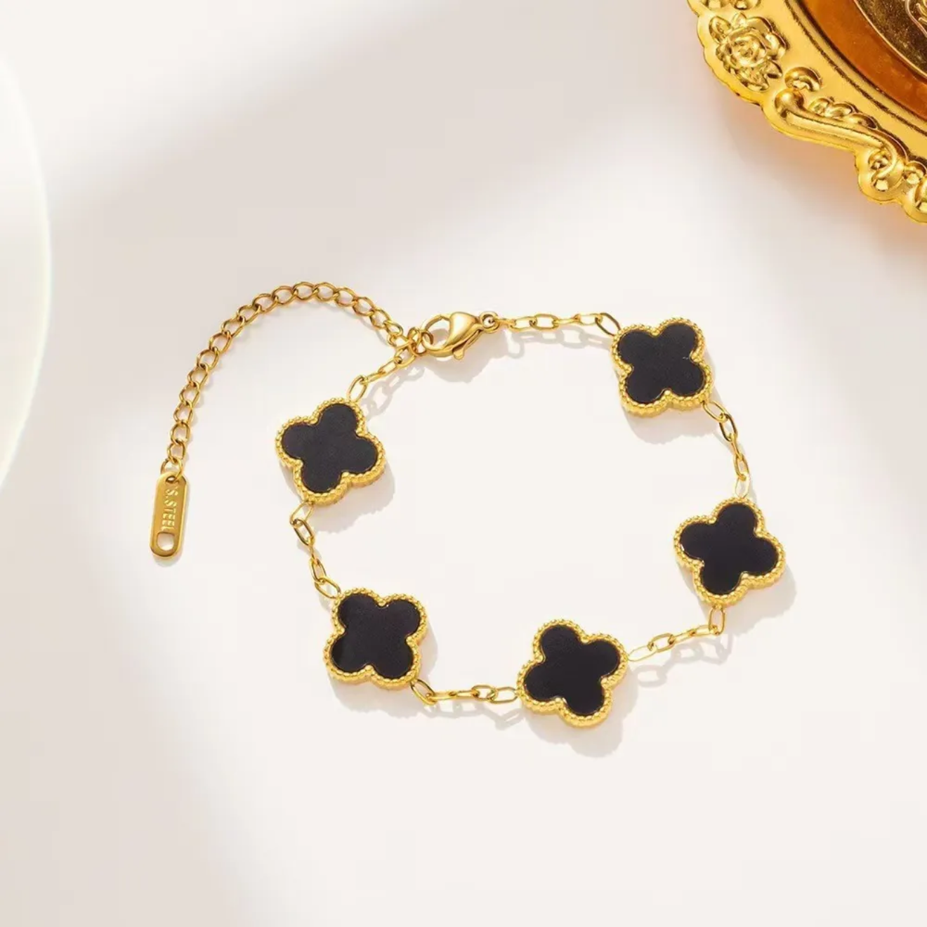 Clover Bracelet