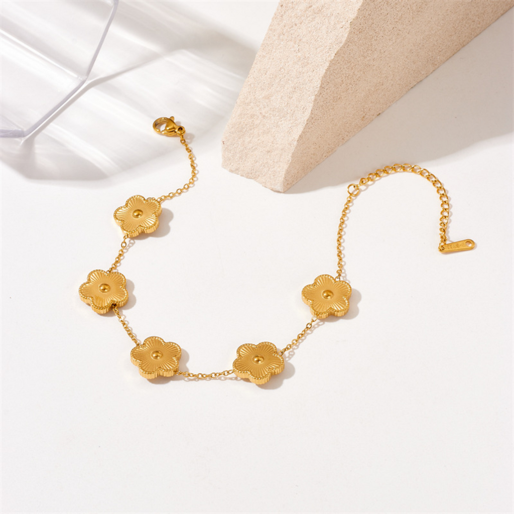 Gold Clover Set